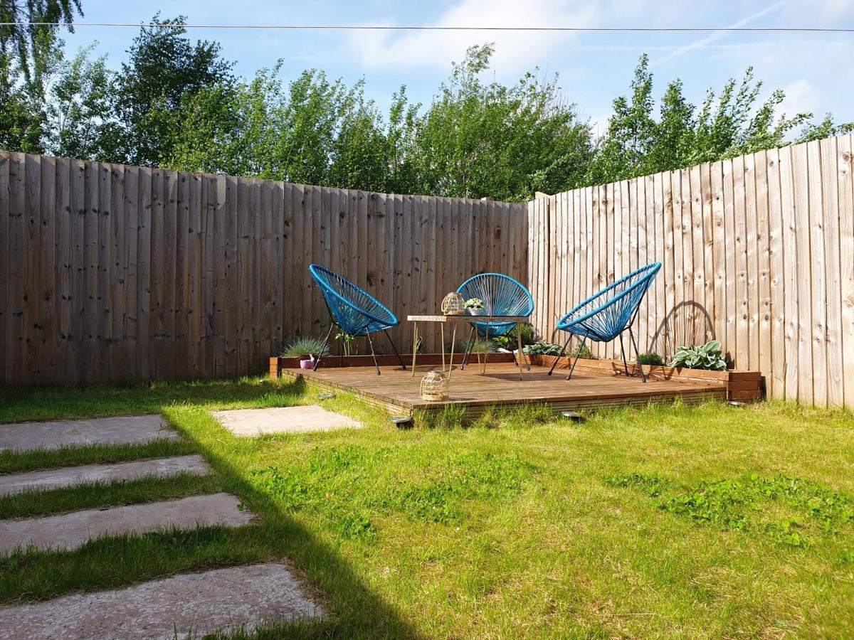 Cheerful 1 Private Room-ensuite With Free Parking