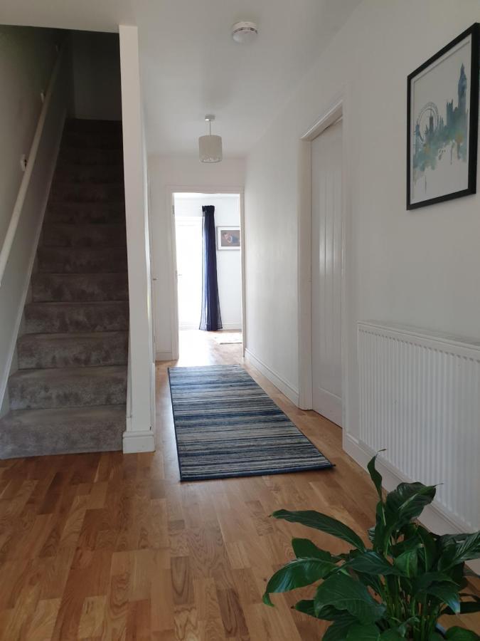Cheerful 1 Private Room-ensuite With Free Parking Silverdale (Staffordshire)